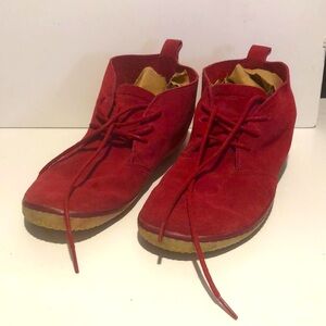 Vivo Barefoot Red Booties. Size 41. Women’s. Nice & Soft!